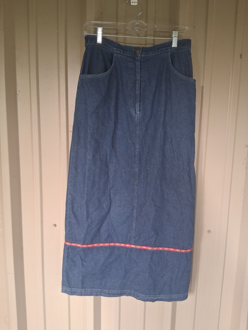 Women's Vintage Embroudered Denim Blue Jean Maxi Skirt Size 6P 6 Petite
